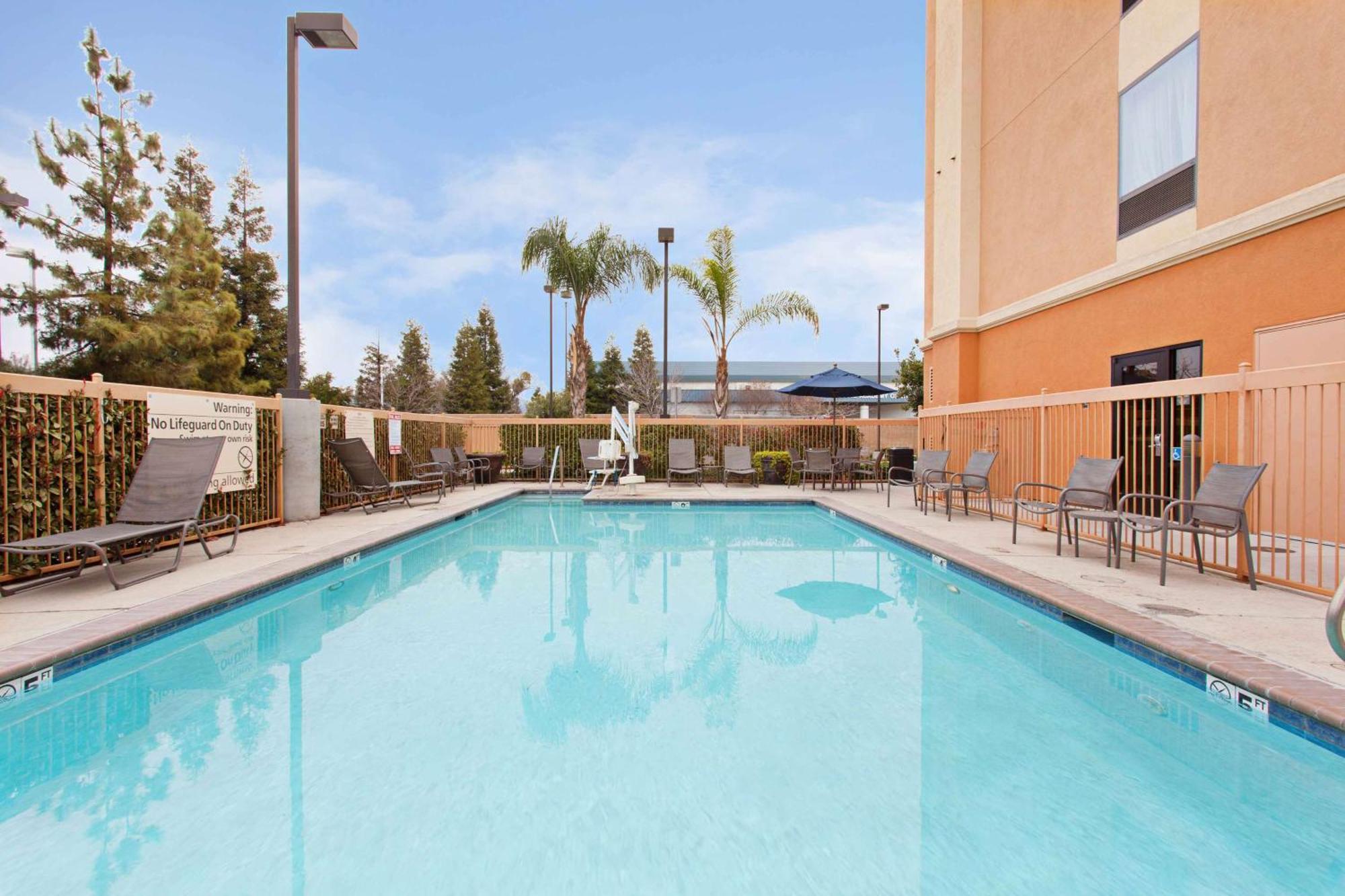 Hampton Inn & Suites Clovis Airport North Exterior foto